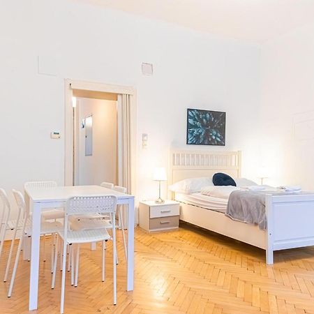 Deluxe 3Br Apt. Wiener Stadthalle - Suitable For Longstays Екстер'єр фото